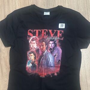 STRANGER THINGS STEVE HARRINGTON TSHIRT NWT